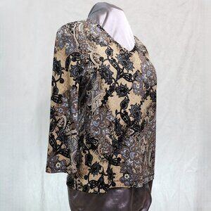 V Neck Paisley & Floral Boho Top with 3/4 Sleeves